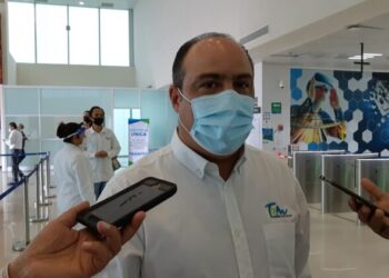 Cerrarán nuevamente negocios en caso de un repunte de COVID
