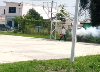 Limpian y desinfectan unidades deportivas