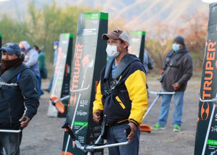 Equipan áreas de alumbrado y Conservación de espacios públicos