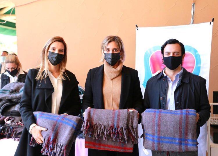 Pilar Gomez encabeza camapaña «Cobijando Corazones»