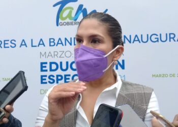 Moreno Ortiz asegura que la Vacuna a maestros no garantiza regreso a clases