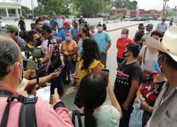 Pescadores bloquean accesos a la Presidencia de Altamira