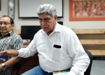 Los Habitantes del sur del estado consumen agua sucia y con mal olor