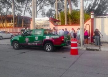Vigilan las sedes de vacunación
