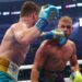 Canelo manda a Saunders al quirófano tras fracturas que le provocó