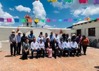 Presentan el libro «El Cabildo de Palmillas» con ceremonia