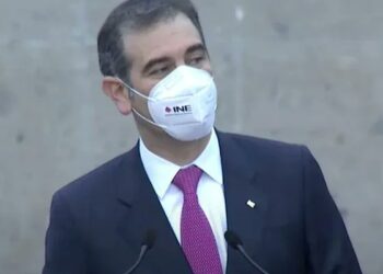 Lorenzo Córdova quiere que AMLO complete su mandato 