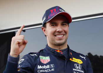 Sergio Pérez continuara un año más con el equipo Red Bull
