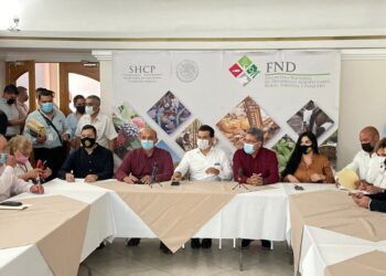 Asiste Gattas a reunión con Financiera Nacional de Desarrollo