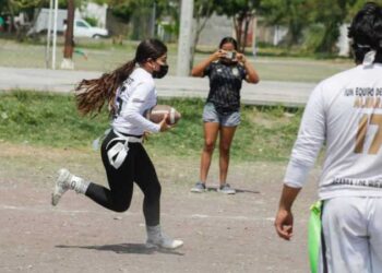 Se vive con emocion el Tochito en Casa Bengala