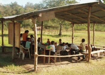 Alumnos de escuelas rurales “abandonados” con las clases a distancia