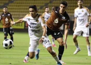 Vuelve a caer Correcaminos ahora ante el líder general