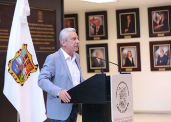 Diputados gastaron 30 millones en 6 meses