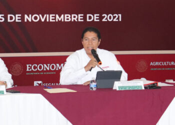 González Valderrama firma convenio de programas para el desarrollo en Tamaulipas