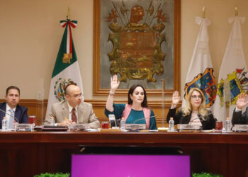 Presupuesto de Egresos histórico une a Cabildo en NLD