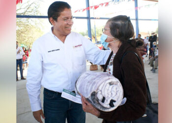 Entregan 5 mil apoyos invernales a familias vulnerables de 10 municipios rurales de Tamaulipas