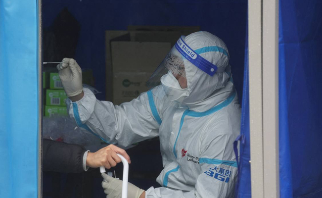 Harán pruebas COVID de manera obligatoria en Hong Kong