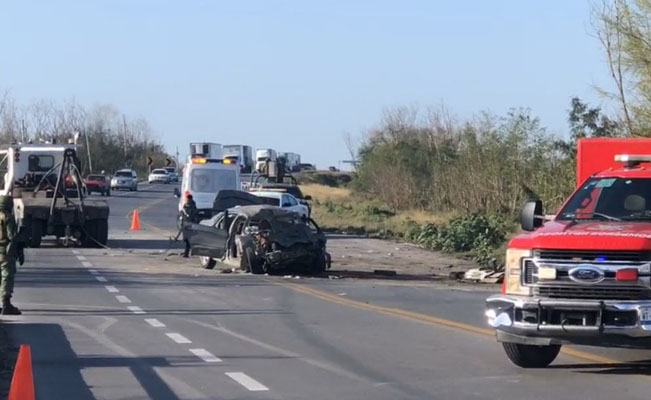 Terrible encontronazo entre unidad y “micro” deja ¡2 MUERTOS! en Reynosa