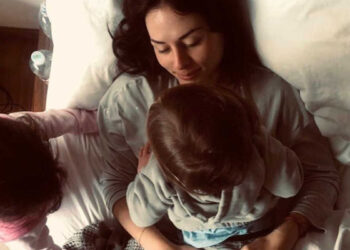 «Si mi hijo quiere usar vestido de princesa, está bien»: Zuria Vega