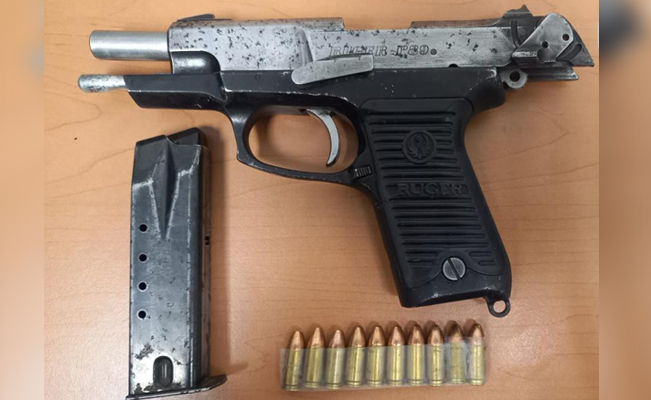 Detienen a adolescente con dos pistolas 9 milímetros en Ciudad Juárez