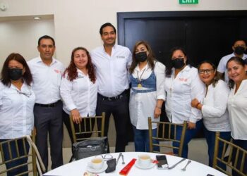 Reconoce Presidente Municipal de Reynosa, labor del Magisterio