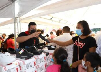 Continúa en Reynosa canje de vales para regreso a clases hasta el 4 de septiembre