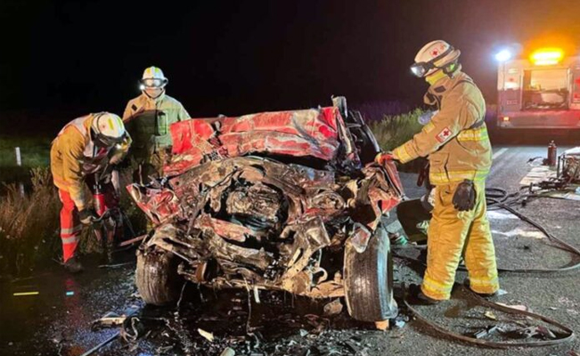 Destino letal: 10 mueren al quedar prensados en un aparatoso accidente