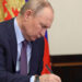 Putin firma ley que permitirá movilizar a Ucrania a presos con delitos graves