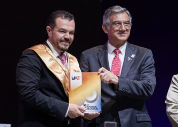CONVOCA GOBERNADOR A LA UAT A SEGUIR FORJANDO PERSONAS DE BIEN