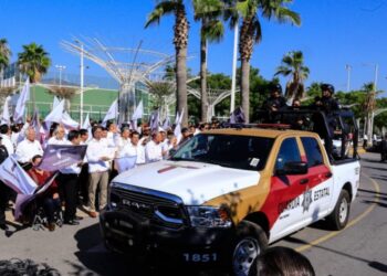 Entrega Gobernador cien patrullas más a la Guardia Estatal