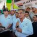 Américo acude a dialogar con las y los maestros; les pide reanudar las clases