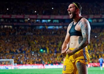 Tigres arrasa en el Clásico Regio: Gignac y Lainez brillan en una victoria aplastante