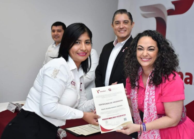 Personal del Centro de Conciliación Laboral se certifica como Mediadores Públicos del Estado