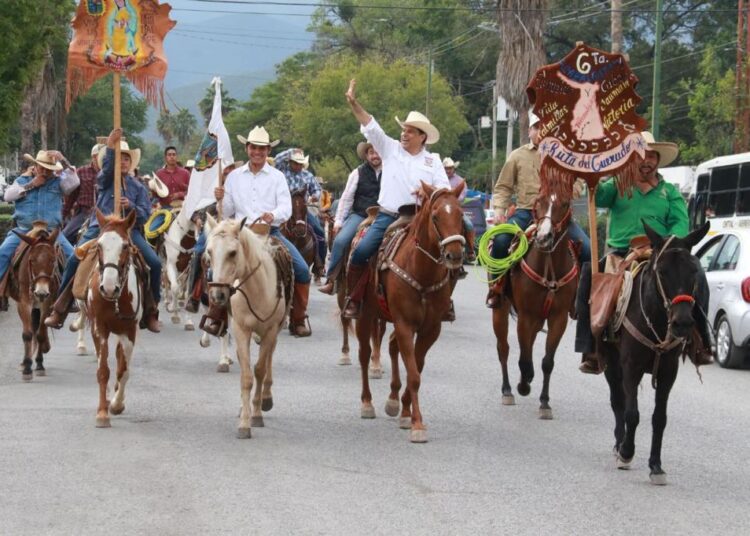 Presidente Municipal de Victoria ‘Lalo’ Gattás participa en cabalgata «Ruta del Cuerudo»