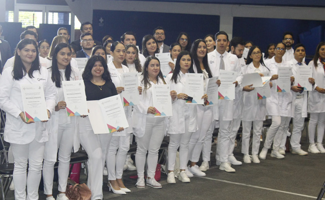 Reconocen a 82 egresados de la UAT con el premio EGEL Ceneval