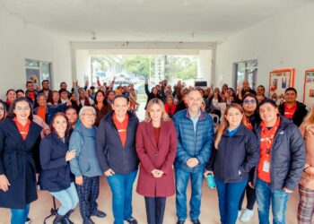 Realiza Oxxo convivencia con abuelitas del DIF Victoria