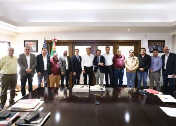 Acuerdan Américo Villarreal y grupo azucarero Pantaleon fortalecer Ingenio El Mante